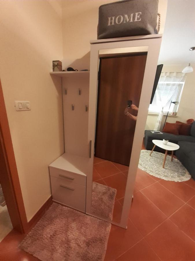 Lola apartmani Rovigno Esterno foto